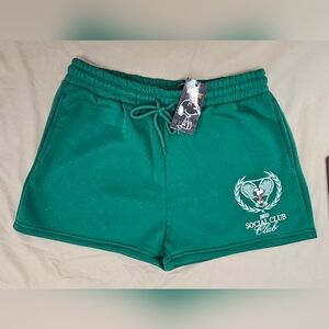 NWT Peanuts Snoopy 1950 Social Club Women’s Graphic Shorts – Green – Size XL